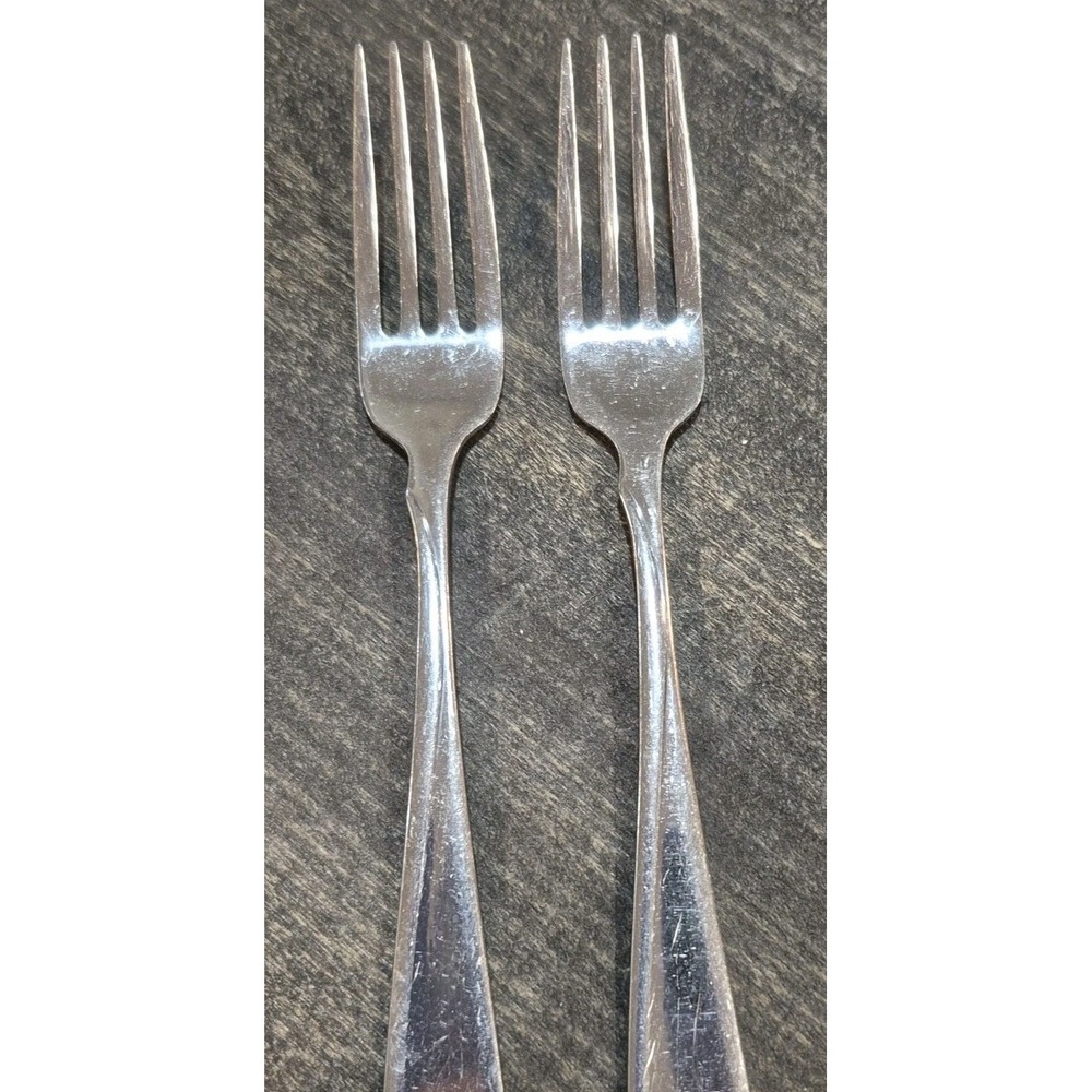 Flight II (Stainless)by Oneida Silver Forks x 2